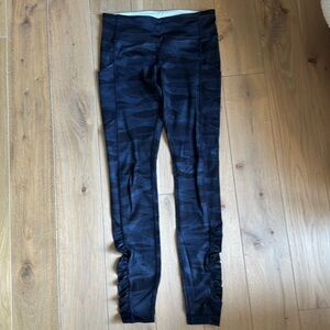 Lululemon blue camo tights